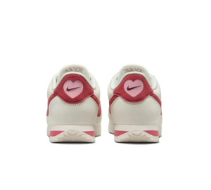 Tênis Nike Cortez 'Valentine's Day' Branco / Vermelho – foto 3