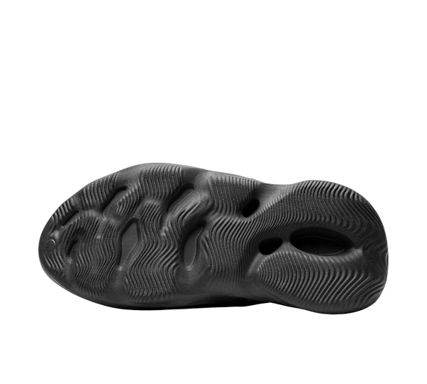 Tênis Yeezy Foam Runner 'Onyx' Preto