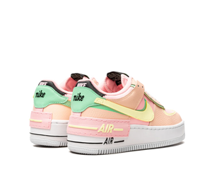 Tênis Nike Air Force 1 Shadow 'Arctic Punch' Rosa – foto 4