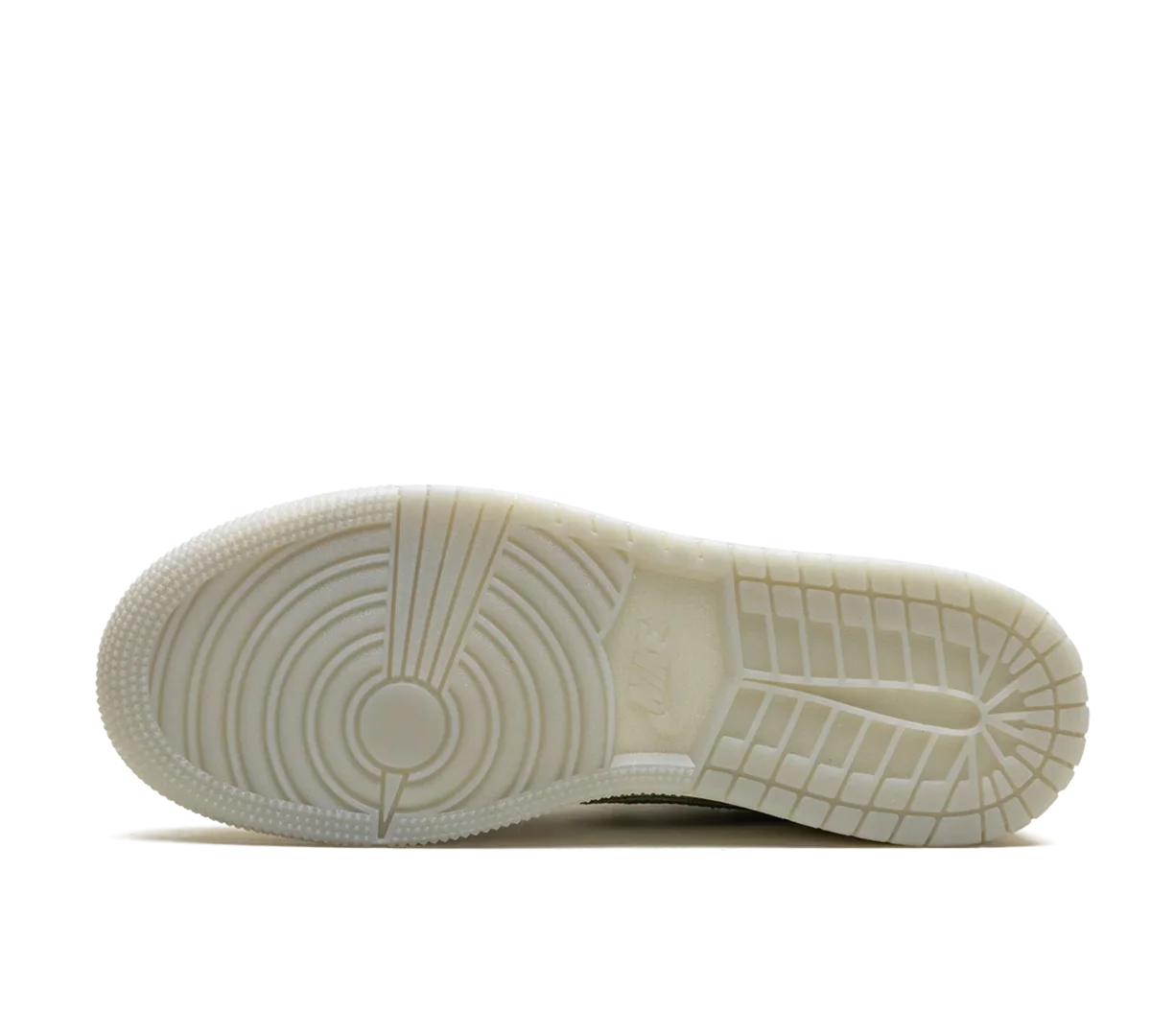 Tênis Nike Air Jordan 1 Low 'Year of the Dragon' Branco / Dourado