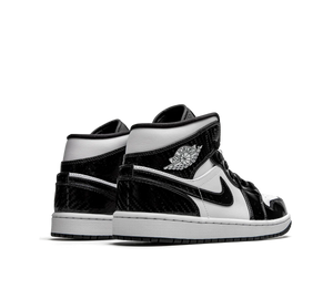 Tênis Nike Air Jordan 1 Mid 'Carbon Fiber' Preto / Branco – foto 4