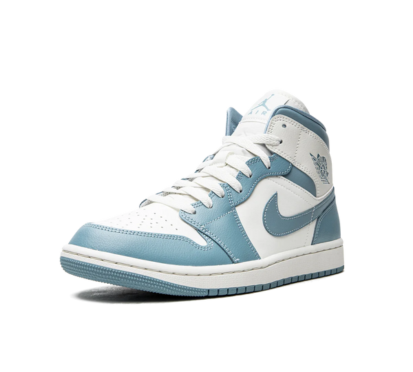 Tênis Nike Air Jordan 1 Mid 'UNC' Azul