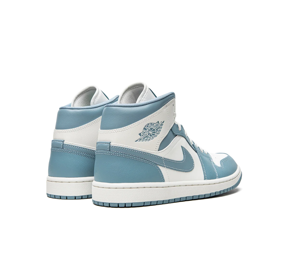 Tênis Nike Air Jordan 1 Mid 'UNC' Azul