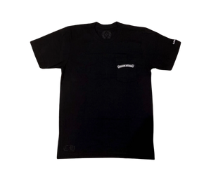 Camiseta Chrome Hearts 'Scroll Logo T-shirt Black' Preto – frente