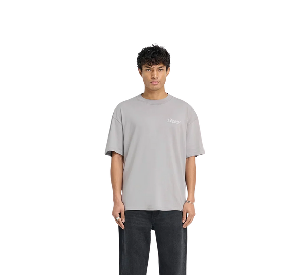 Camiseta Represent 'Owners Club Script Slate' Marrom