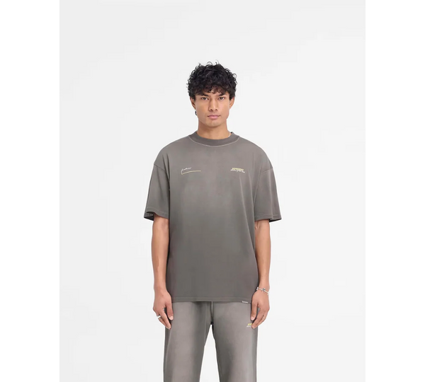 Camiseta Represent 'Patron Of The Club Washed Olive' Marrom