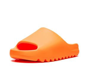 Chinelo Adidas Yeezy Slide 'Enflame Orange' Laranja – vista 3/4 frontal