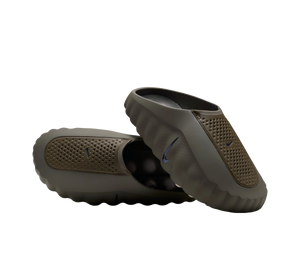 Chinelo Slide Nike Mind 001 Feminino 'Tarp Green' Verde Olive – par, vista de costas