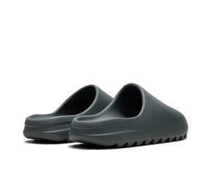 Chinelo Slide Adidas Yeezy Slide 'Slate Marine' Cinza / Azul-marinho – par, vista traseira