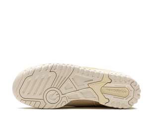 Tênis New Balance 550 x Aime Leon Dore 'Taupe Suede' Bege – foto 5