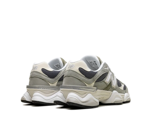 Tênis New Balance 9060 'Fall Suedes Pack Olive' Verde – foto 4