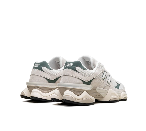 Tênis New Balance 9060 'Linen Dark Juniper' Bege / Verde