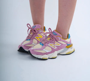 Tênis New Balance 9060 'Pink Taffy Calcium' Rosa – foto 2