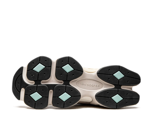 Tênis New Balance 9060 'Sea Salt Surf' Bege – foto 5
