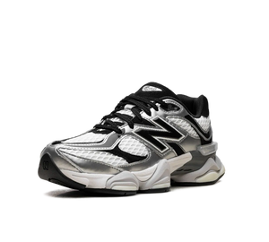 Tênis New Balance 9060 'Shoe Palace Metallic' Prata / Preto – foto 2