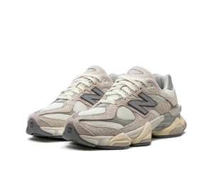 Tênis New Balance 9060 'Suede Pack Sea Salt' Cinza – foto 3