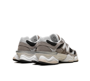 Tênis New Balance 9060 'Fall Suedes Pack Arid Stone' Marrom – foto 3
