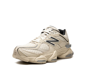 Tênis New Balance 9060 'Turtledove Black' Bege – foto 2