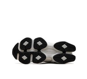 Tênis New Balance 9060 'White Black Metallic Silver' Branco / Cinza – foto 5