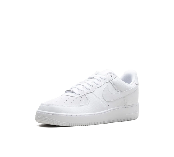 Tênis Nike Air Force 1 Kobe Bryant 'Triple White' Branco