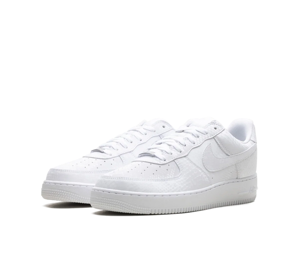 Tênis Nike Air Force 1 Kobe Bryant 'Triple White' Branco