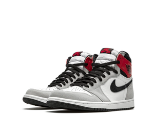 Tênis Nike Air Jordan 1 Retro High OG 'Light Smoke Grey' Cinza/Vermelho – foto 3