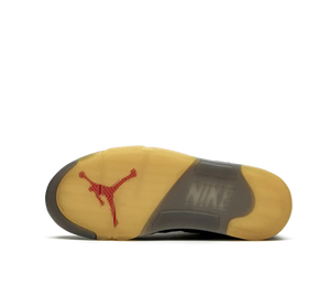 Tênis Nike Air Jordan 5 Retro x Off-White 'Black Metallic' Preto – foto 5