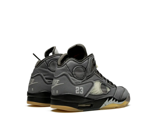 Tênis Nike Air Jordan 5 Retro x Off-White 'Black Metallic' Preto – foto 4