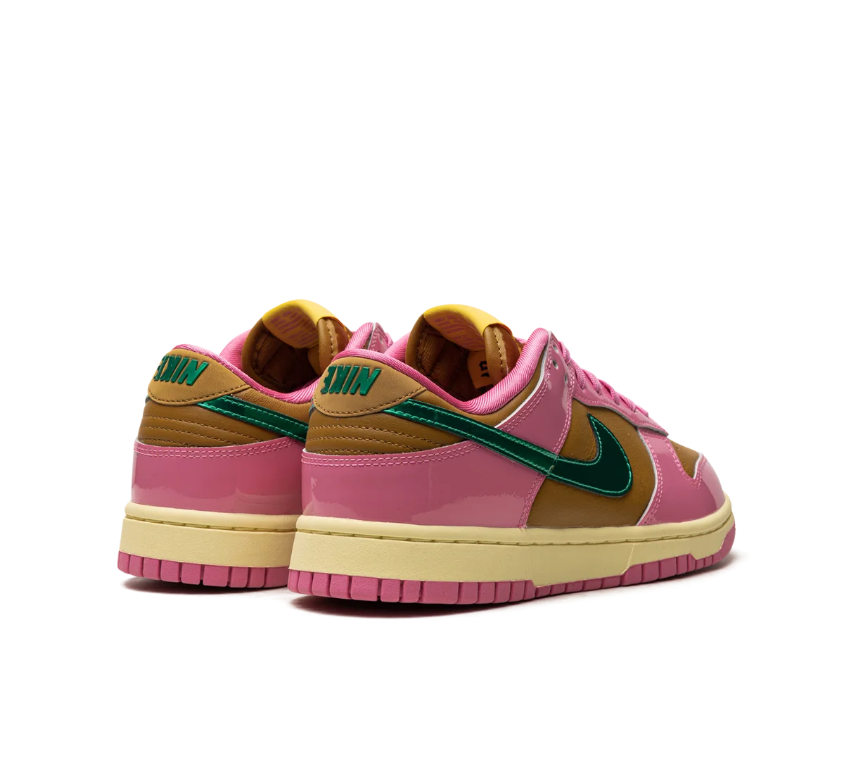 Tênis Nike Dunk Low 'Parris Goebel' Rosa
