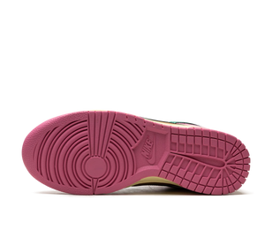 Tênis Nike Dunk Low 'Parris Goebel' Rosa – foto 5