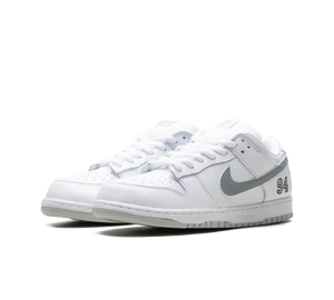 Tênis Nike Dunk Low SB Supreme 'White' Branco / Cinza – foto 3