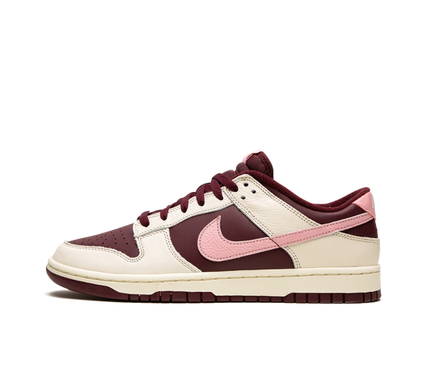 Tênis Nike Dunk Low 'Valentine's Day' Bordô / Creme