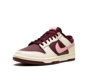 Tênis Nike Dunk Low 'Valentine's Day' Bordô / Creme – foto 2