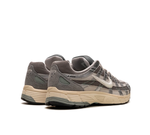 Tênis Nike P-6000 'Flat Pewter' Prata / Cinza – foto 4