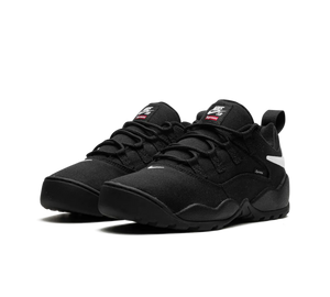 Tênis Nike Darwin Low SB x Supreme 'Black' Preto – foto 3