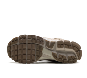 Tênis Nike Zoom Vomero 5 'Sail' Bege – foto 5