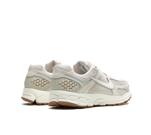 Tênis Nike Zoom Vomero 5 'Light Orewood' Marrom – foto 4