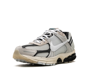 Tênis Nike Zoom Vomero 5 'Supersonic' Preto / Branco – foto 2