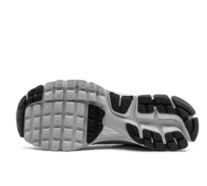 Tênis Nike Zoom Vomero 5 'Vast Grey' Cinza – foto 5
