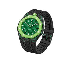 Relógio Swatch x Audemars Piguet Bioceramic Royal Pop 'Green Eight' Verde com Pulseira – relógio montado no case de fibra de carbono com pulseira FKM preta, vista 3/4