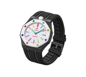 Relógio Swatch x Audemars Piguet Bioceramic Royal Pop 'Huit Blanc' Branco com Pulseira – relógio montado no case em aço inoxidável preto com pulseira FKM preta, vista 3/4