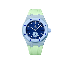 Relógio Swatch x Audemars Piguet Bioceramic Royal Pop 'Savonnette Lan Ba' Azul com Pulseira – relógio montado no case com pulseira em borracha verde, vista frontal
