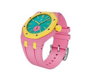 Relógio Swatch x Audemars Piguet Bioceramic Royal Pop 'Savonnette Otg Roz' Amarelo com Pulseira – relógio montado no case com pulseira em borracha, vista 3/4