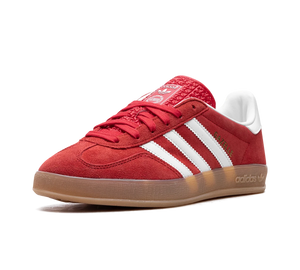 Tênis Adidas Gazelle Indoor 'Better Scarlet' Vermelho – vista 3/4 de frente