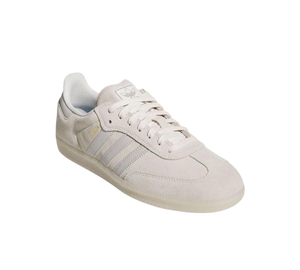 Tênis Adidas Samba ADV 'Chalk White Grey Carbon' Branco / Cinza – vista 3/4 frontal