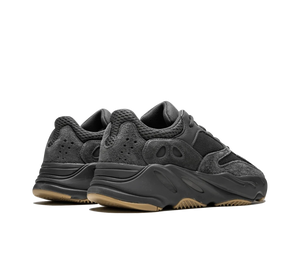 Tênis Adidas Yeezy Boost 700 'Utility Black' Preto – par de costas
