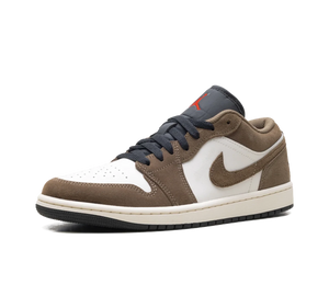 Tênis Nike Air Jordan 1 Low 'Palomino' Branco / Marrom – vista 3/4 frente
