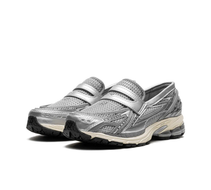 Tênis New Balance 1906L Loafer 'Silver Metallic' Prata – foto 3