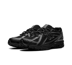 Tênis New Balance 1906R 'Black Silver' Preto / Prata – par, vista frontal