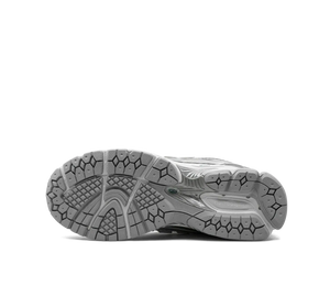 Tênis New Balance 1906R 'Silver Metallic' Cinza – foto 5